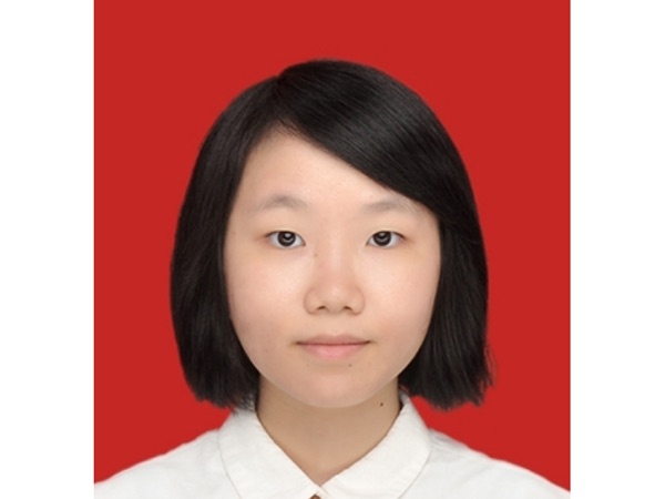 鄢碧莹